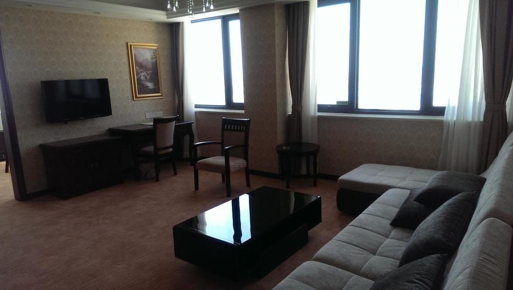 Vienna Hotel Sh Fengxian Nanqiao Jinhai Road Shanghai Eksteriør bilde