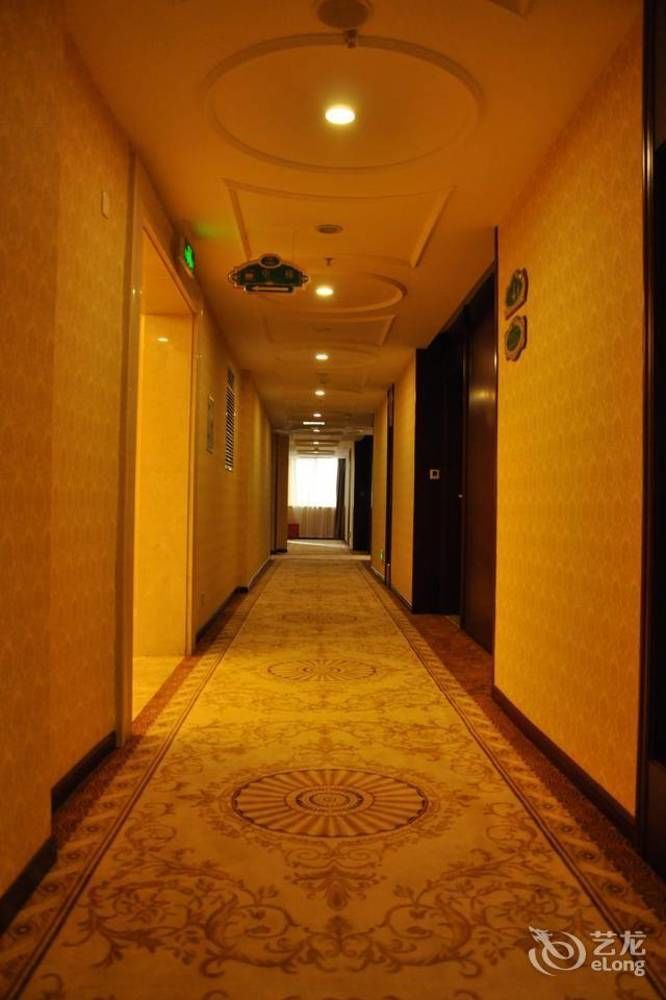 Vienna Hotel Sh Fengxian Nanqiao Jinhai Road Shanghai Eksteriør bilde