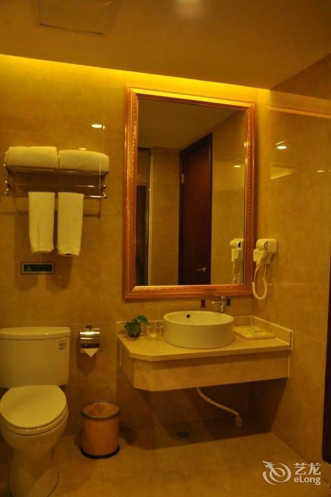 Vienna Hotel Sh Fengxian Nanqiao Jinhai Road Shanghai Eksteriør bilde